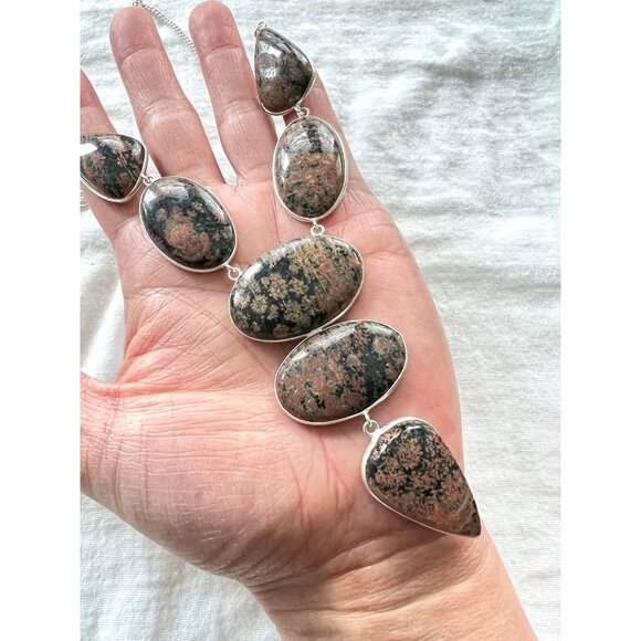 925 AURA! Red Snowflake Obsidian Statement Necklace! - Picture 2 of 11
